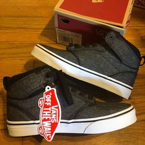 New in Box Vans Atwood Hi Top Woven Textile Dressy